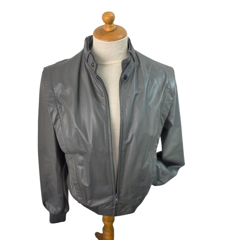 Wilsons Leather Y2K Gray Bomber Jacket Mens Sz 40  M/L Snap Tab Standing Collar